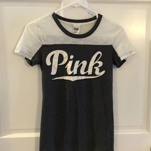 🖤 VS PINK T-Shirt